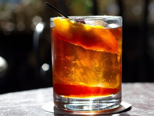 Old Fashioned Rum and Coke
