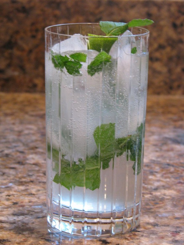 Bacardi Limon Mojito