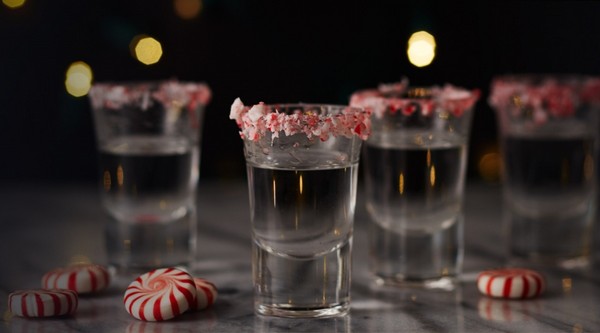 Smirnoff Peppermint Twist Shot recipe