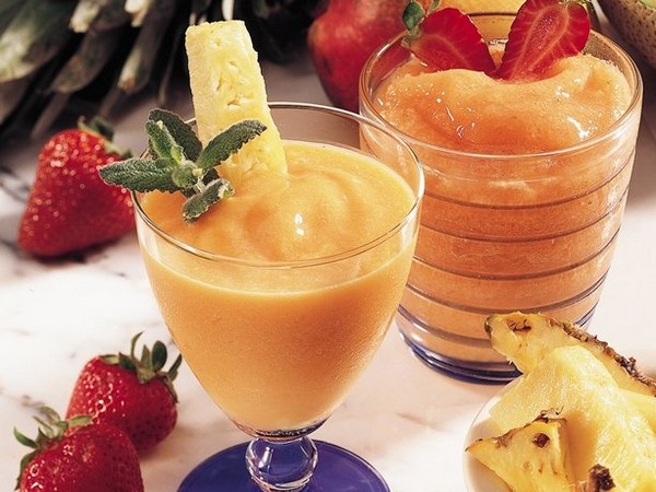 Fruit Rum Frappe