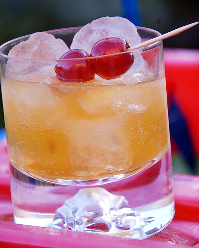 Amaretto Cherry Sour recipe