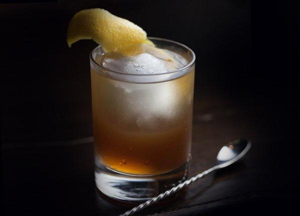 Johnnie Cocktail recipe