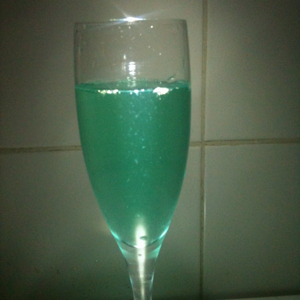 Liberty Blue Champagne recipe
